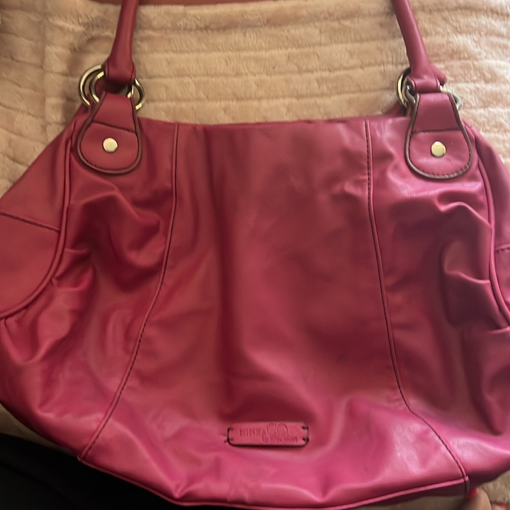 Nine & Co fuschia shoulder bag - Picture 8 of 9